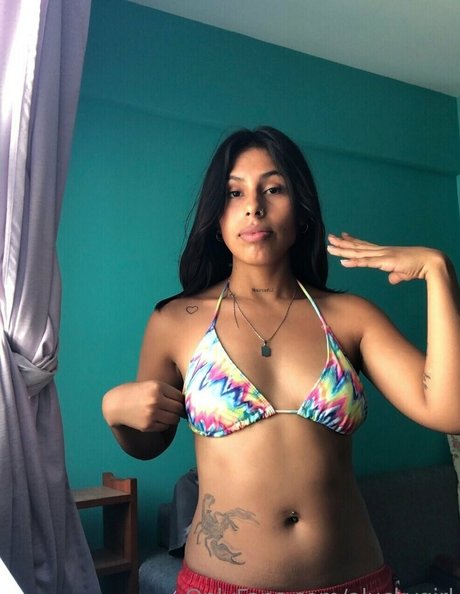 Naakte gelekte OnlyFans-foto van Aluckygirl