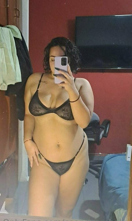 Naakte gelekte OnlyFans-foto van Caapricornbaby