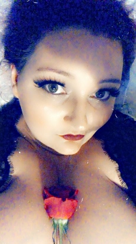 Curvyqueenpromo