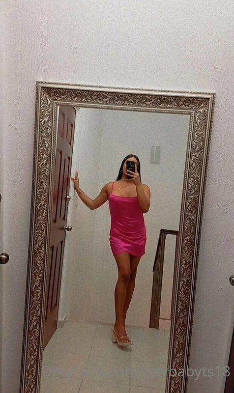 Naakte gelekte OnlyFans-foto van Heybabyts18