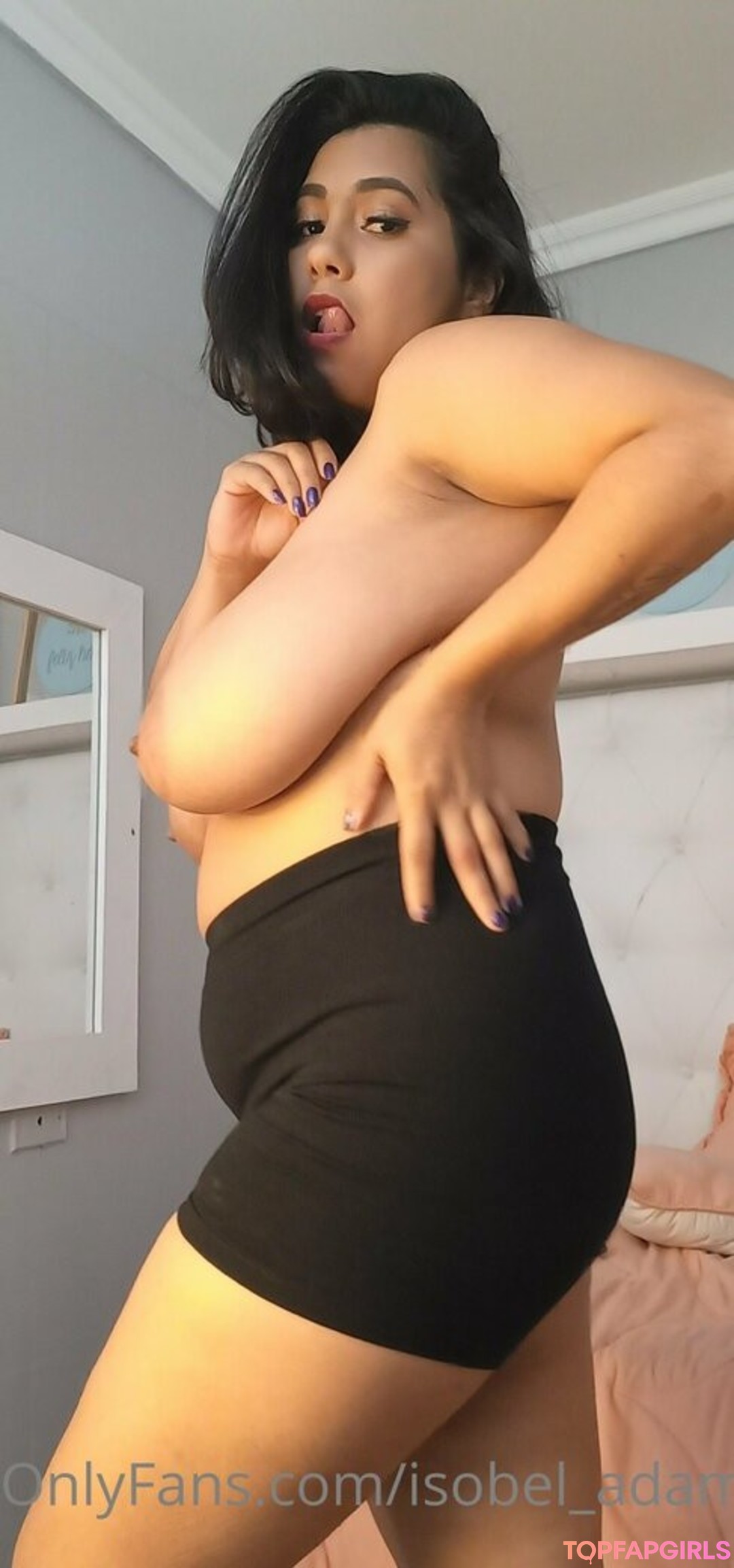 Naakte gelekte OnlyFans-foto van Isobeladamscb #90 Naakte gelekte OnlyFans-foto van Isobeladamscb #90