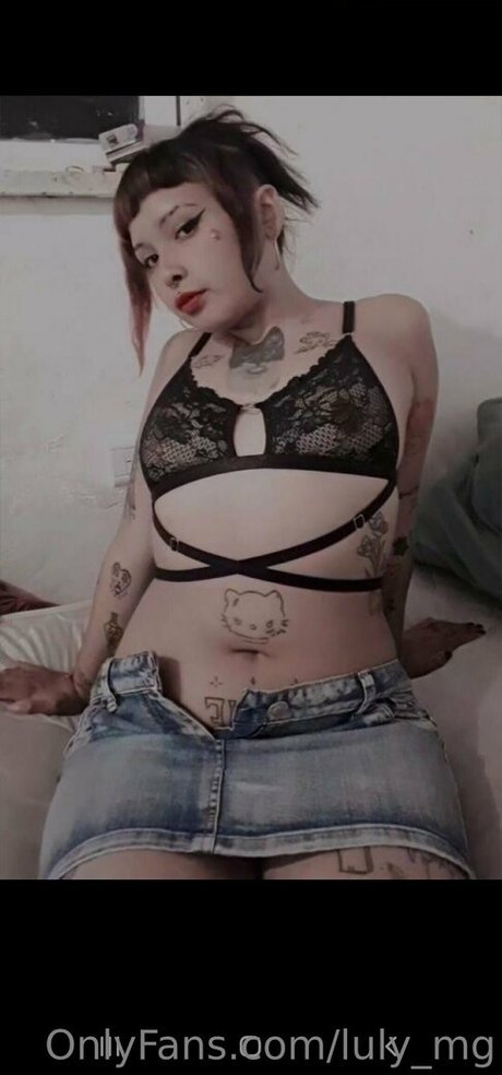 Naakte gelekte OnlyFans-foto van Lulymg