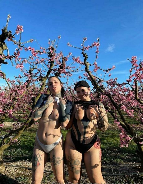 Naakte gelekte OnlyFans-foto van Evalasanta