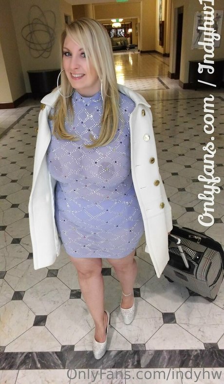 Naakte gelekte OnlyFans-foto van Indyhw