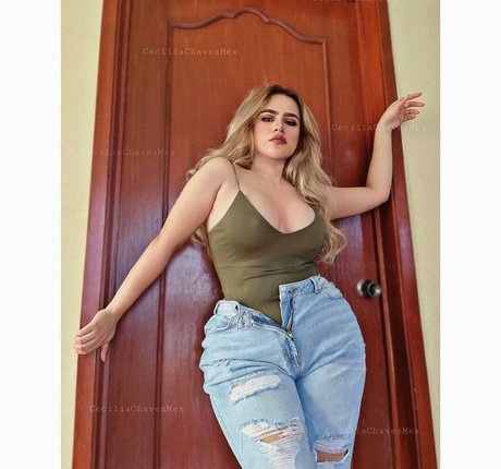 Naakte gelekte OnlyFans-foto van Cecilia Chavez Mex