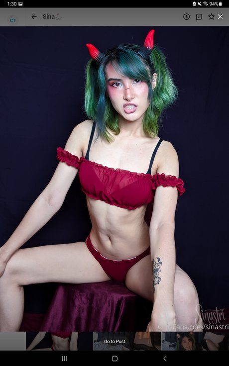 Naakte gelekte OnlyFans-foto van Sinastri