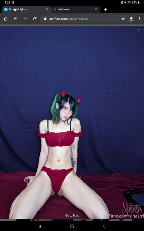Naakte gelekte OnlyFans-foto van Sinastri