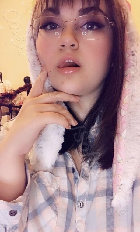 Naakte gelekte OnlyFans-foto van Fatgf