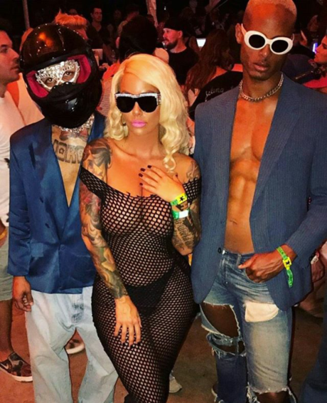 Amber rose