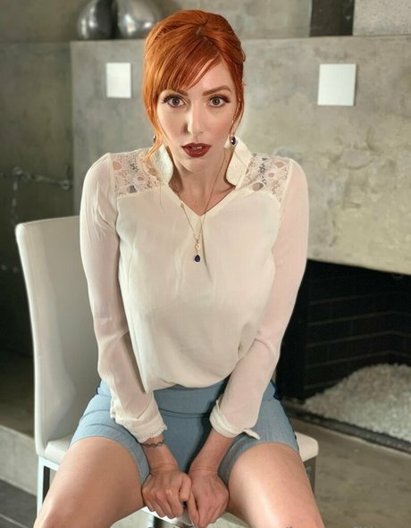 Lauren Phillips
