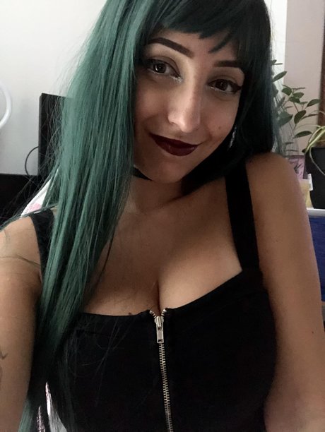 Naakte gelekte OnlyFans-foto van Vegan Princess