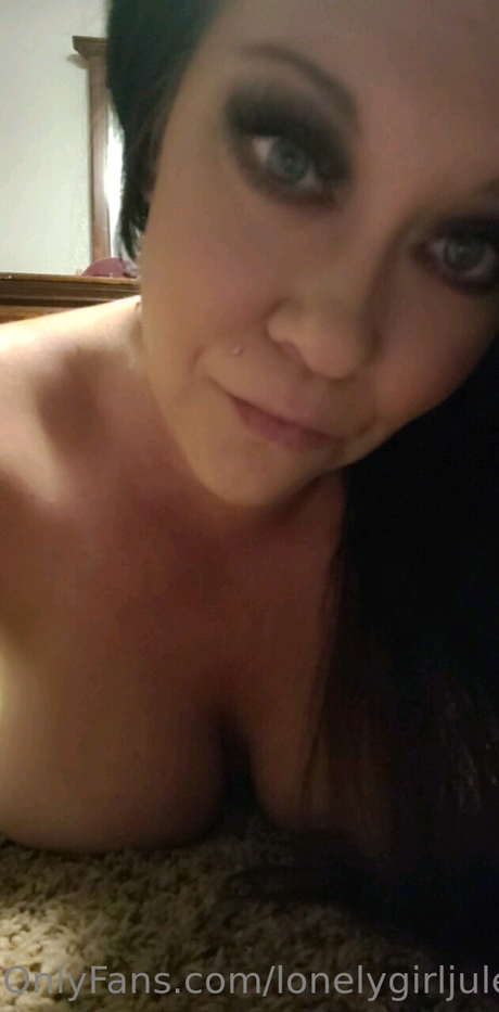 Lonelygirljules