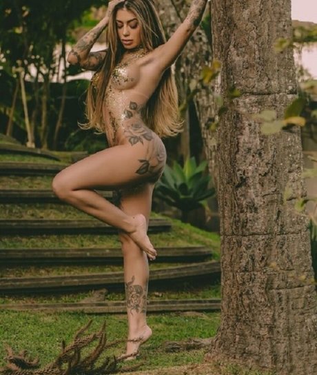 Naakte gelekte OnlyFans-foto van Kategodz