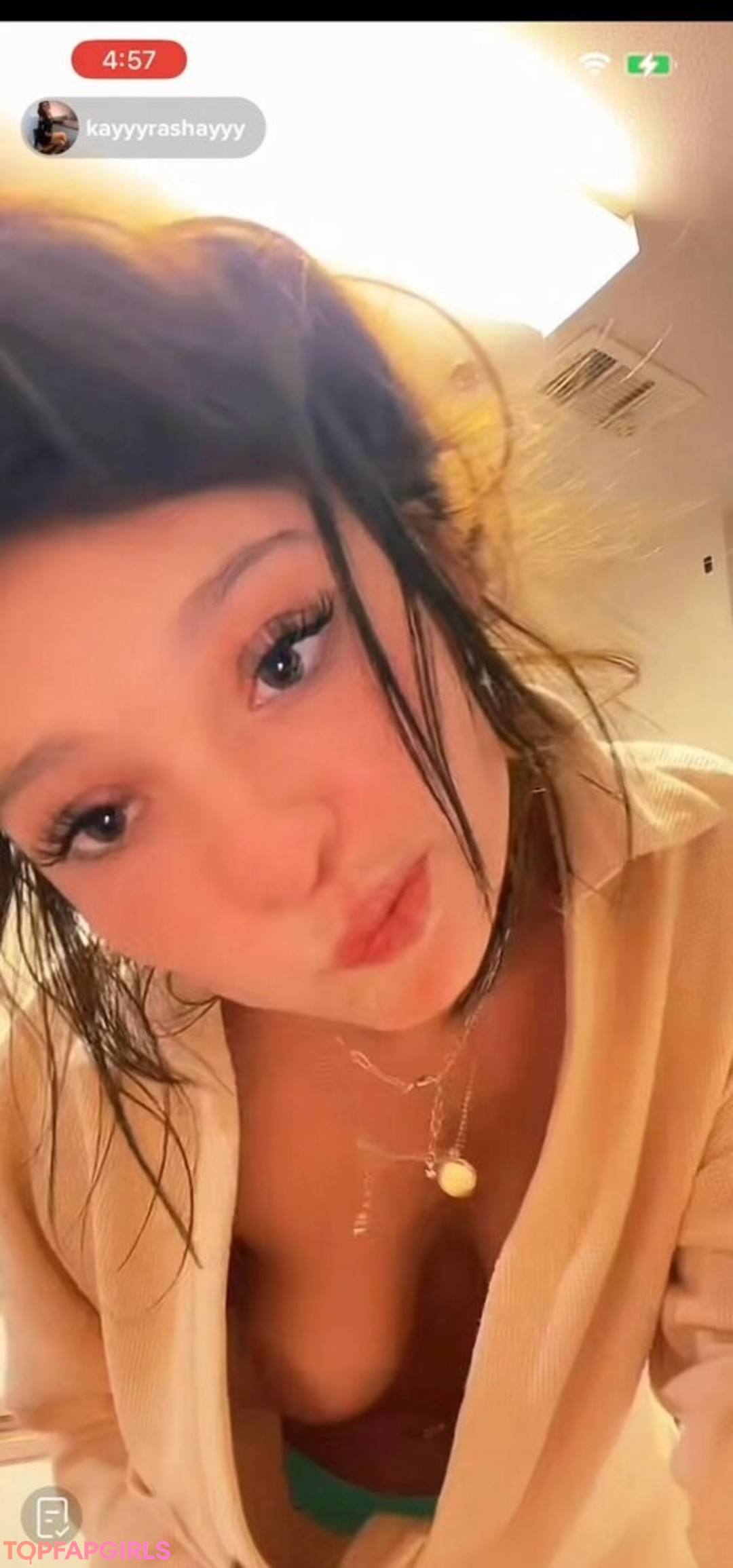 Naakte gelekte OnlyFans-foto van Kayleerashay #25 Naakte gelekte OnlyFans-foto van Kayleerashay #25