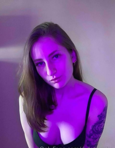 Naakte gelekte OnlyFans-foto van Dulceemilia