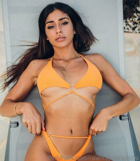 Naakte gelekte OnlyFans-foto van Islandgirlangelina