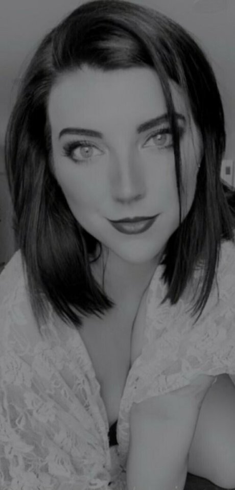 Alexispeaches1