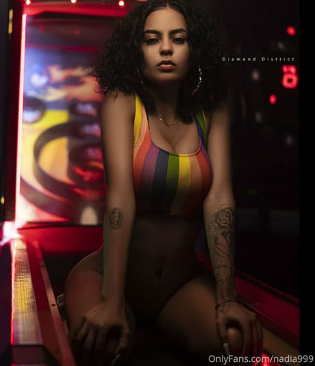 Naakte gelekte OnlyFans-foto van Nadia999