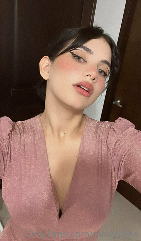 Naakte gelekte OnlyFans-foto van Mingalilea