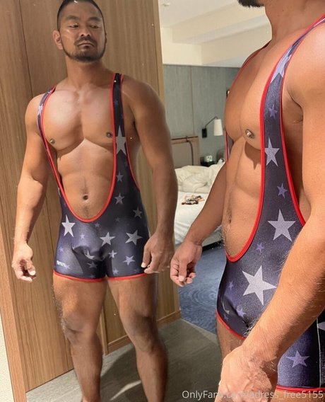 Naakte gelekte OnlyFans-foto van Adressfree5155