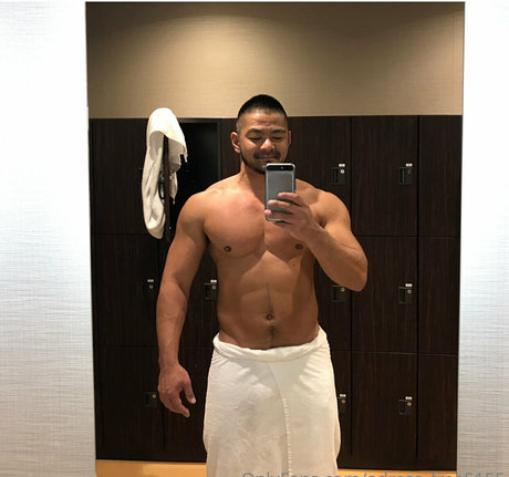 Naakte gelekte OnlyFans-foto van Adressfree5155