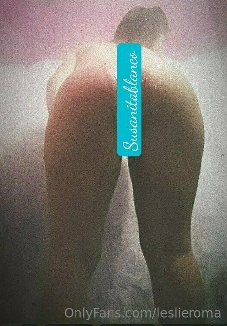 Naakte gelekte OnlyFans-foto van Leslieroma