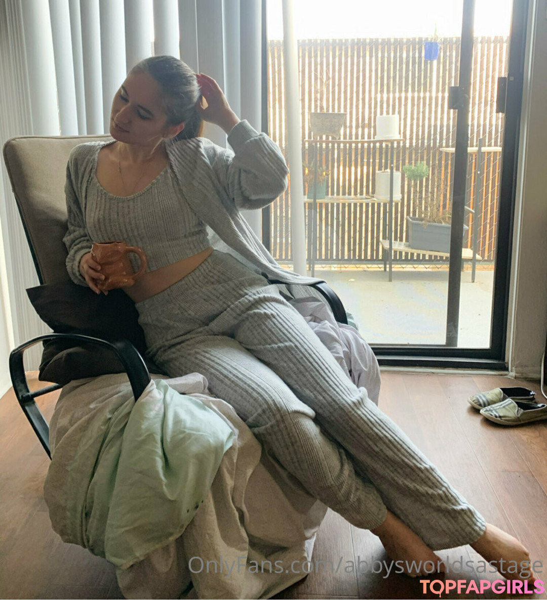 Naakte gelekte OnlyFans-foto van Abbysworldsastage #4