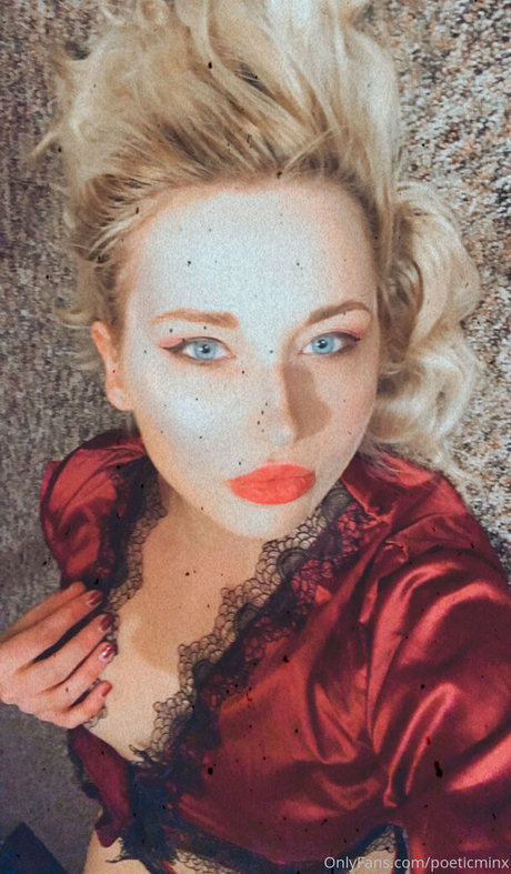 Naakte gelekte OnlyFans-foto van Poeticminx