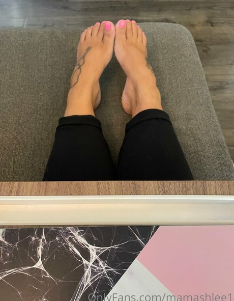 Naakte gelekte OnlyFans-foto van Mamashlee1