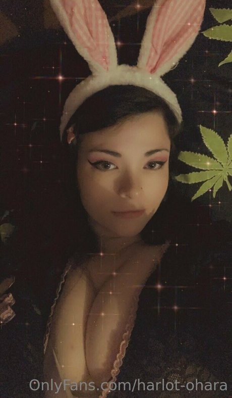 Naakte gelekte OnlyFans-foto van Harlotohara