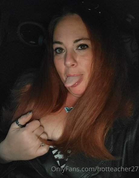 Hotteacher27