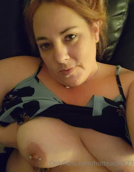 Hotteacher27