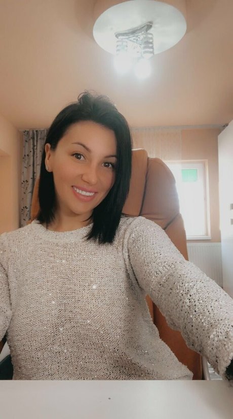 Naakte gelekte OnlyFans-foto van Yourteacher01
