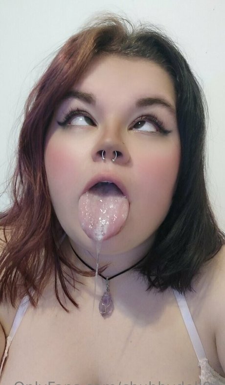 Naakte gelekte OnlyFans-foto van Chubbydoll03