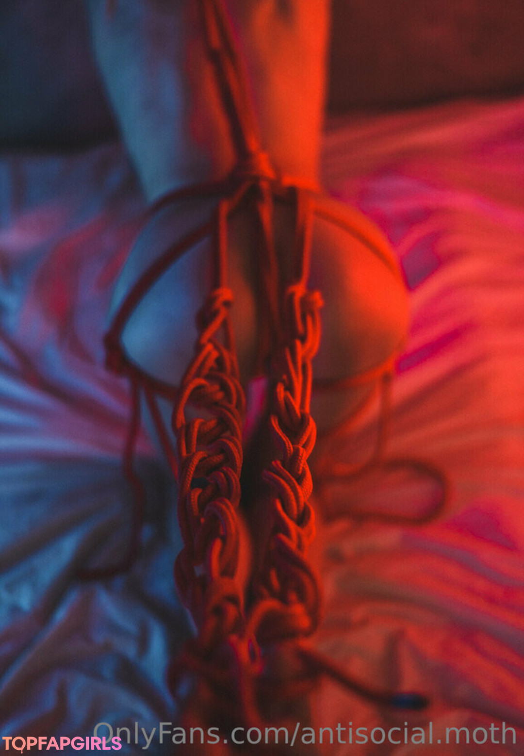 Naakte gelekte OnlyFans-foto van Antisocialmoth #71 Naakte gelekte OnlyFans-foto van Antisocialmoth #71