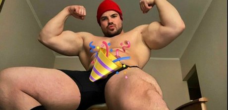 Naakte gelekte OnlyFans-foto van Tylersaintfree
