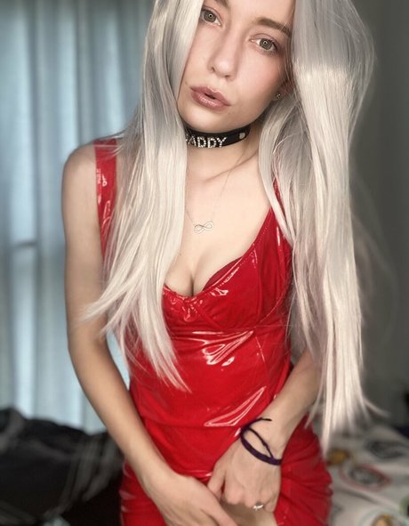 Naakte gelekte OnlyFans-foto van Keeley Hadley