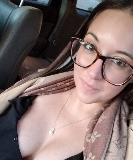 Naakte gelekte OnlyFans-foto van Jean Michaels