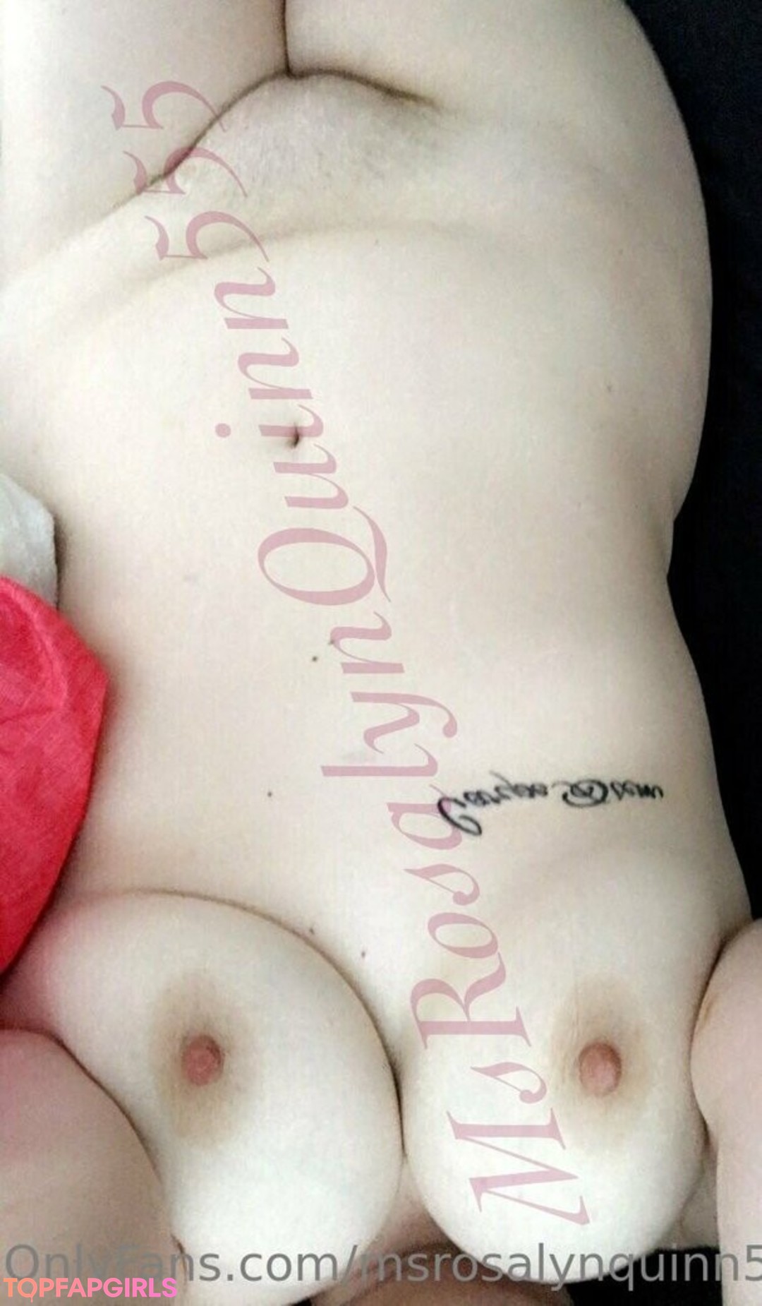 Naakte gelekte OnlyFans-foto van Msrosalynquinn555 #14 Naakte gelekte OnlyFans-foto van Msrosalynquinn555 #14