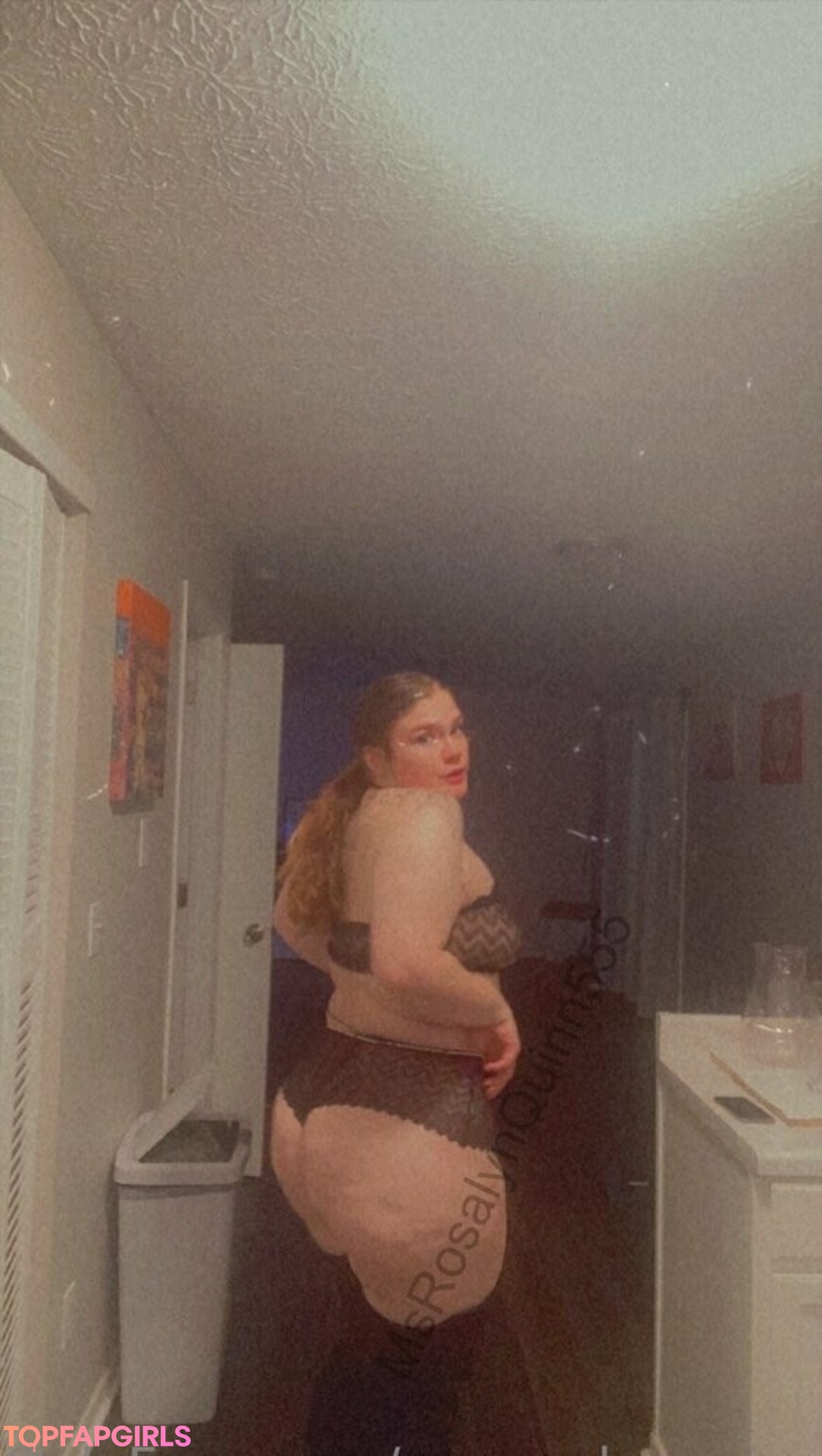 Naakte gelekte OnlyFans-foto van Msrosalynquinn555 #5 Naakte gelekte OnlyFans-foto van Msrosalynquinn555 #5