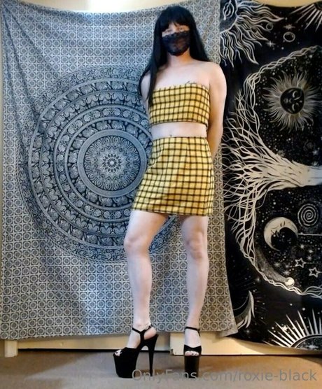 Roxieblack