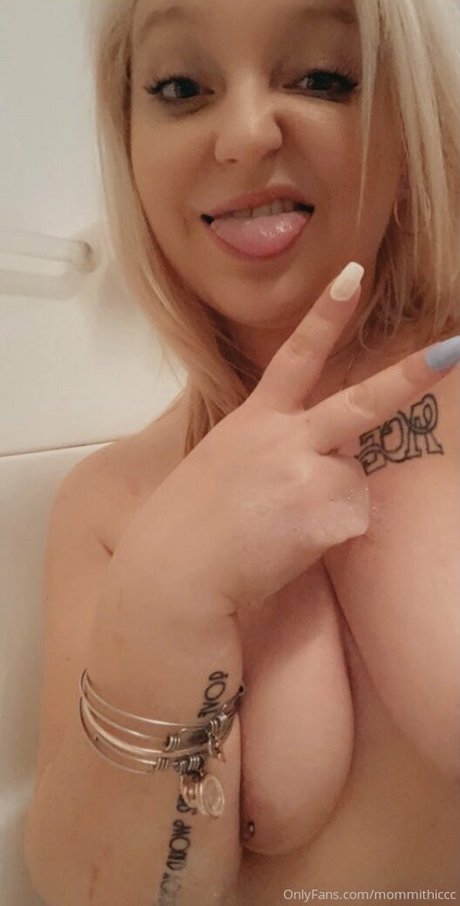 Mommithiccc