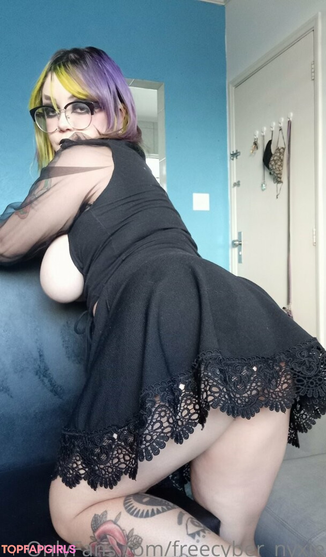 Naakte gelekte OnlyFans-foto van Freecybernyxie #54 Naakte gelekte OnlyFans-foto van Freecybernyxie #54