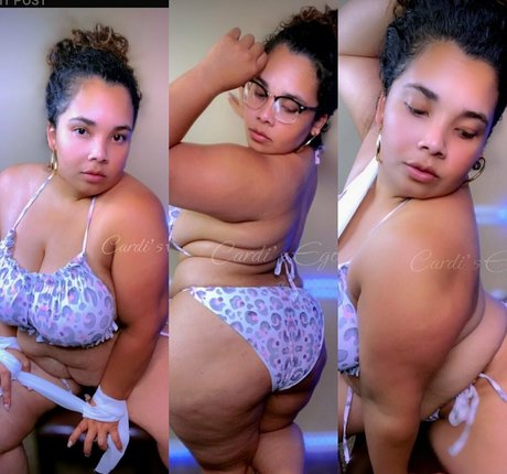 Naakte gelekte OnlyFans-foto van Cardisego