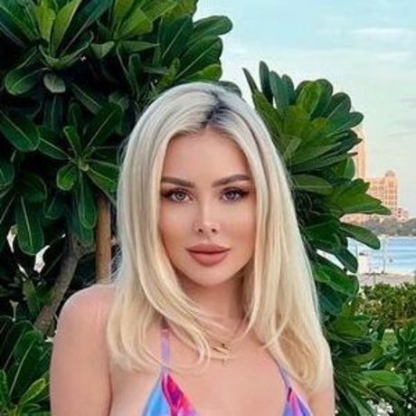 Naakte gelekte OnlyFans-foto van Jacklyntiger