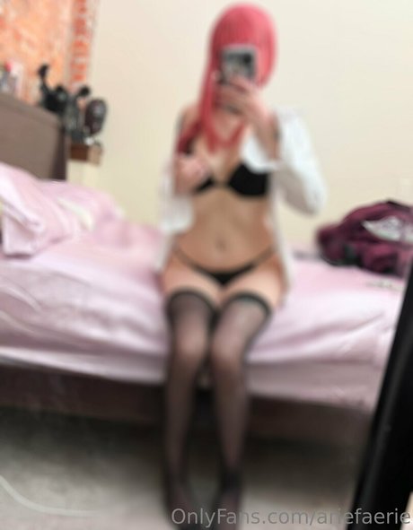 Naakte gelekte OnlyFans-foto van Ariefaerie