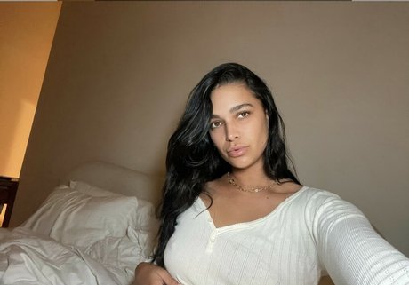 Aprillovegeary