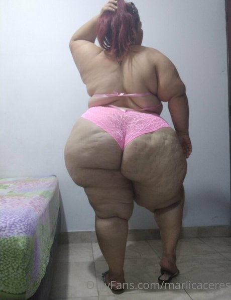 Naakte gelekte OnlyFans-foto van Marlicaceres