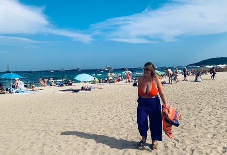 Naakte gelekte OnlyFans-foto van Veronika Ivanova