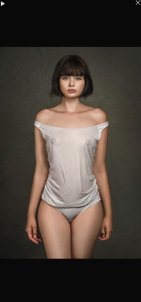 Naakte gelekte OnlyFans-foto van Marie Grippon